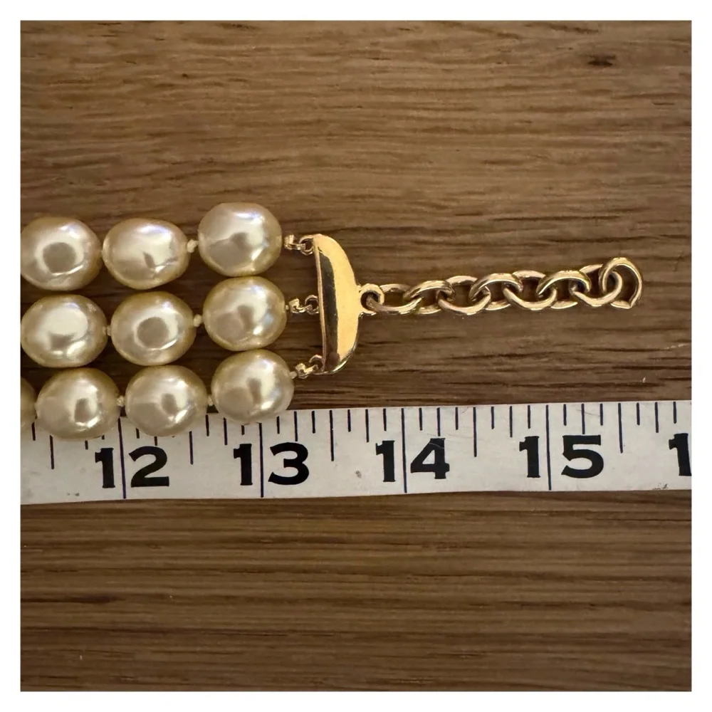 Vintage Monet Triple Strand Pearl Choker - Picture 8 of 13